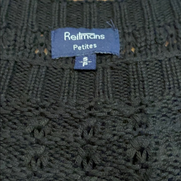 Sleeveless Knit - Picture 2 of 2